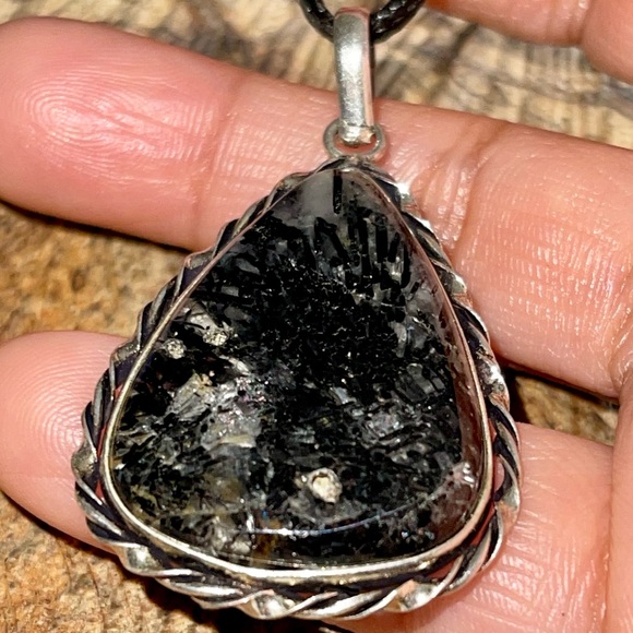 Black Rutile Quartz Pendant 1 7/8” - Picture 3 of 6